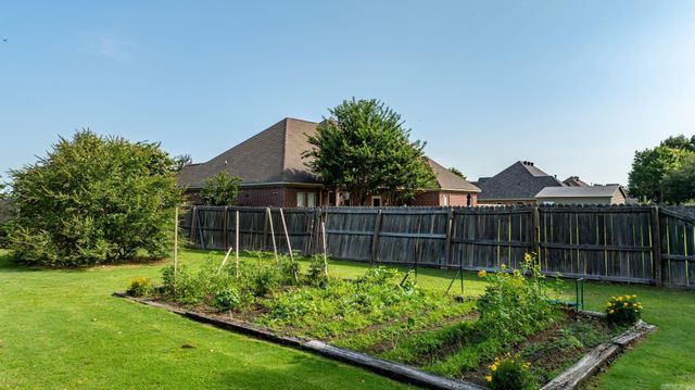 740 Mound View Drive, England, AR 72046