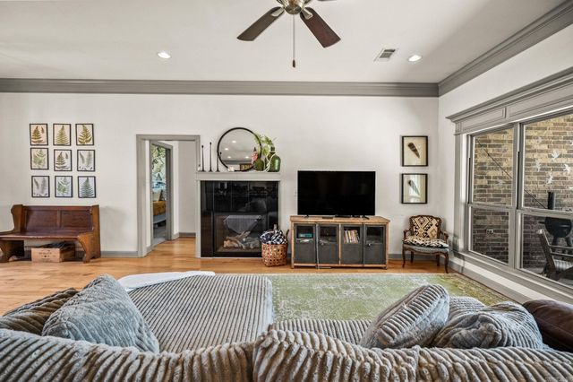 740 Mound View Drive, England, AR 72046