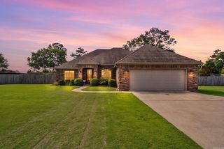 740 Mound View Drive, England, AR 72046