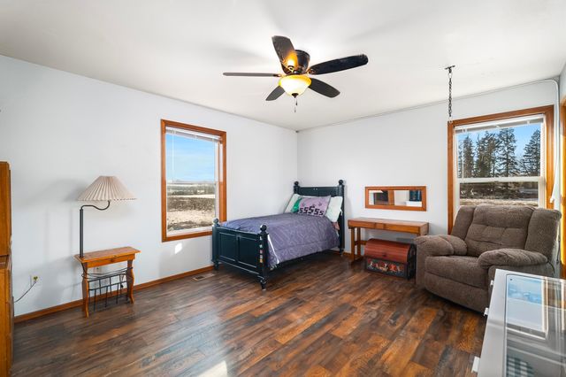 8715 W Antler Rd, Deer Park, WA 99006