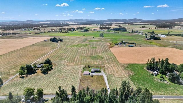 8715 W Antler Rd, Deer Park, WA 99006