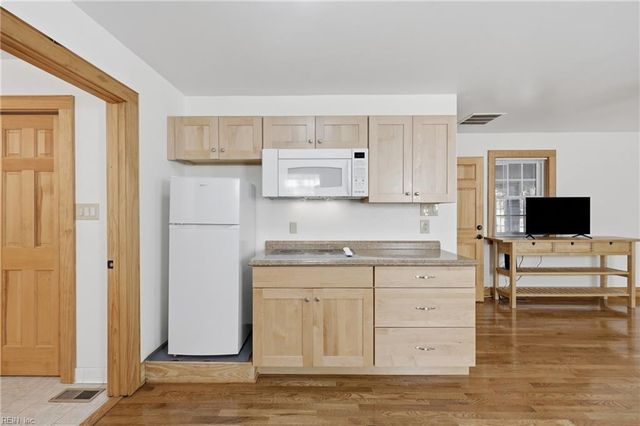 3133 Quimby RD, Virginia Beach, VA 23452