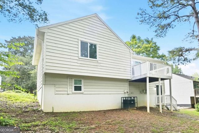 2078 Kimber Trail, Stone Mountain, GA 30088