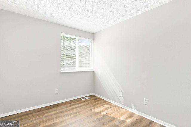 2078 Kimber Trail, Stone Mountain, GA 30088