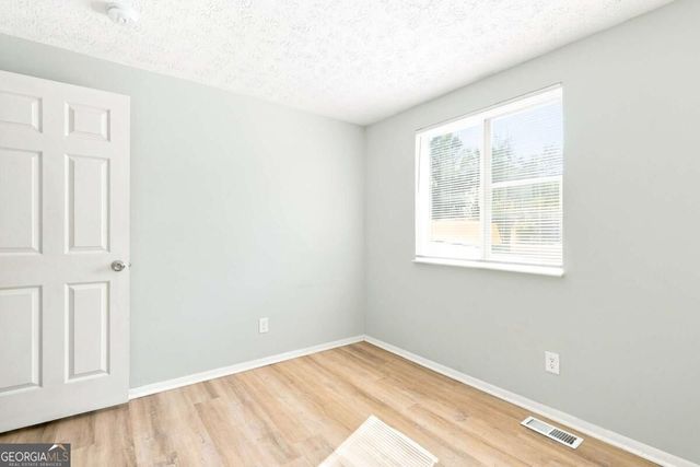 2078 Kimber Trail, Stone Mountain, GA 30088