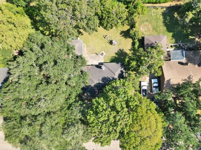 1215 Briar Lane, Wharton, TX 77488