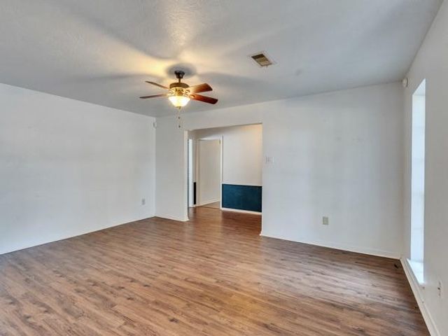 1215 Briar Lane, Wharton, TX 77488