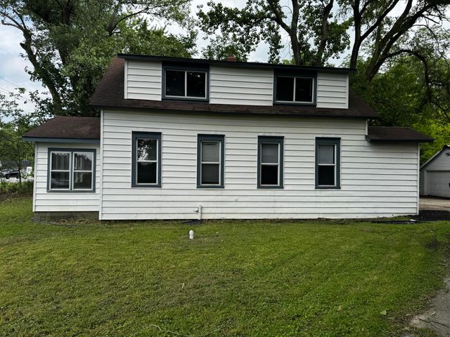 1041 E Highway 330, Schererville, IN 46375