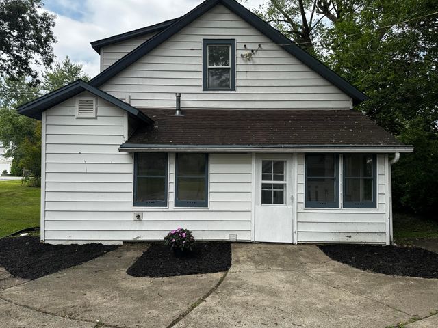1041 E Highway 330, Schererville, IN 46375