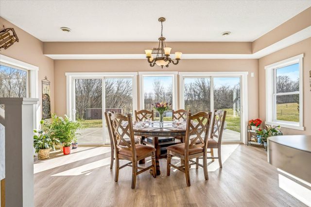 46461 Tucker Street NE, Cambridge, MN 55008