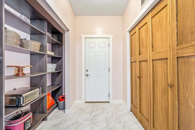 46461 Tucker Street NE, Cambridge, MN 55008