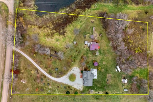 46461 Tucker Street NE, Cambridge, MN 55008