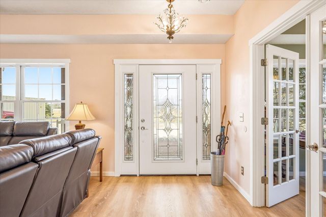 46461 Tucker Street NE, Cambridge, MN 55008