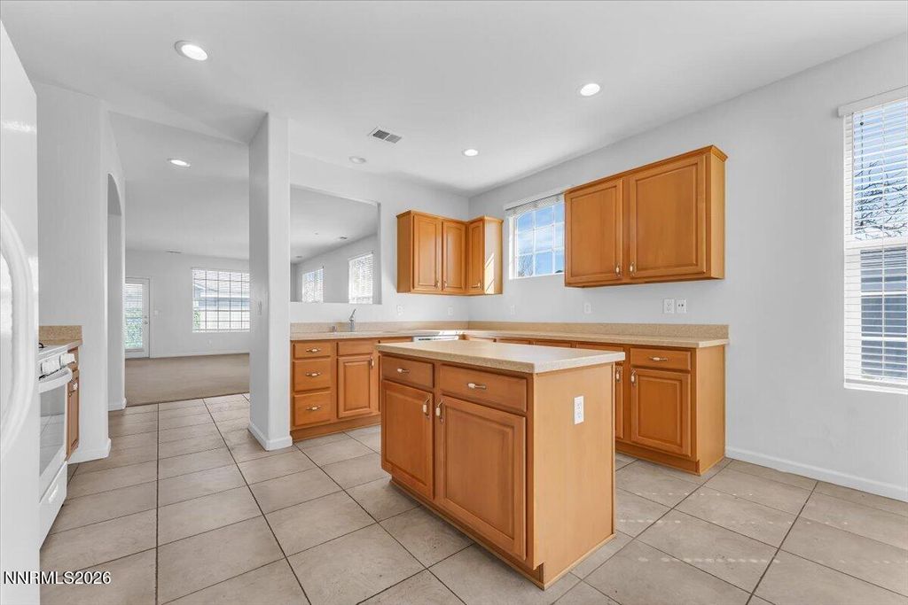 Image 7 of property listing at 10543 Iron Point Circle, Reno, NV 89521