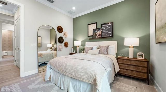 15690 Genova DR, Naples, FL 34114