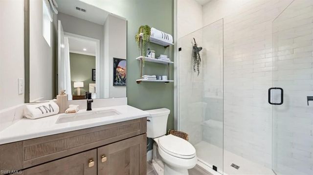 15690 Genova DR, Naples, FL 34114