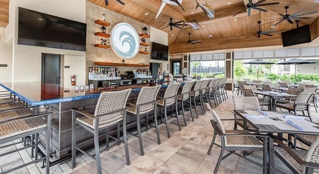 15690 Genova DR, Naples, FL 34114
