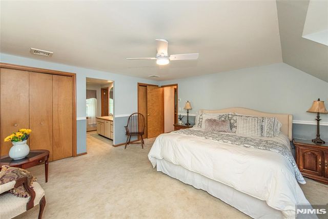 2 Baron Road, West Milford, NJ 07480