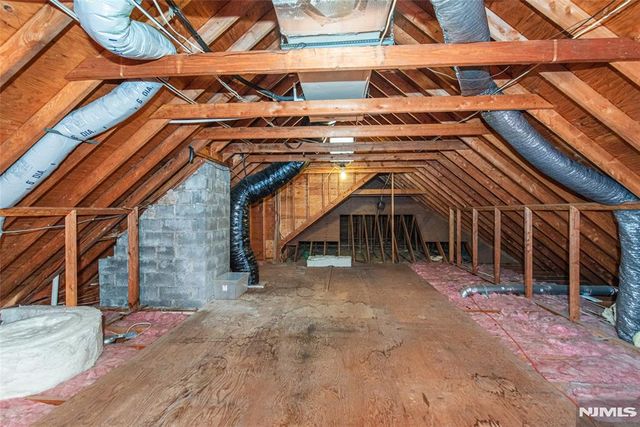 2 Baron Road, West Milford, NJ 07480