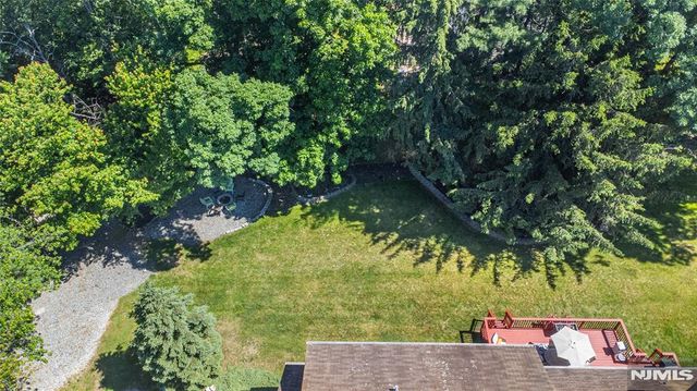 2 Baron Road, West Milford, NJ 07480