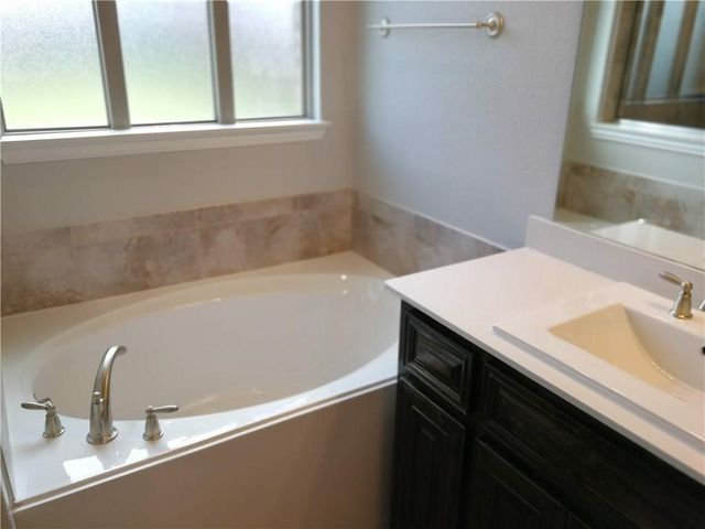 811 Knox Drive, Rockwall, TX 75087