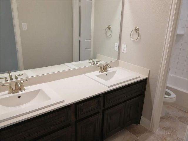 811 Knox Drive, Rockwall, TX 75087