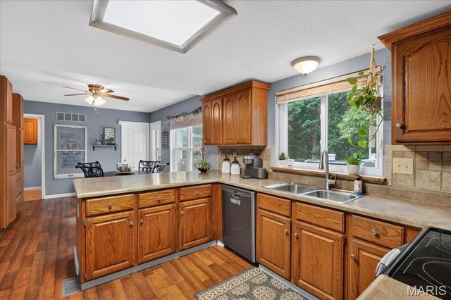 1457 Greenfield Crossing Court, Ballwin, MO 63021