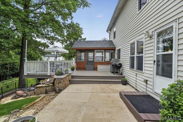 1457 Greenfield Crossing Court, Ballwin, MO 63021