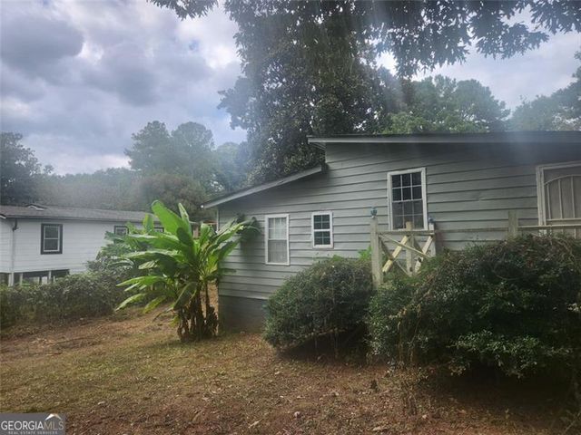 1586 MARY GEORGE Avenue NW, Atlanta, GA 30318