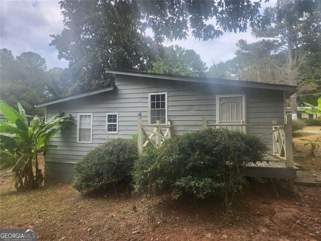 1586 MARY GEORGE Avenue NW, Atlanta, GA 30318