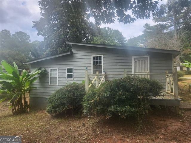 1586 MARY GEORGE Avenue NW, Atlanta, GA 30318