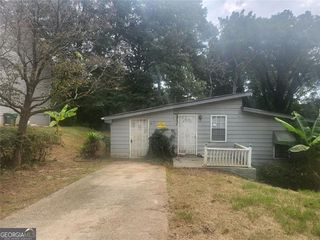 1586 MARY GEORGE Avenue NW, Atlanta, GA 30318