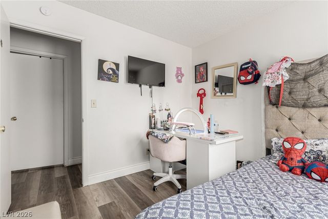 2236 Welsey Manor Drive, Las Vegas, NV 89156