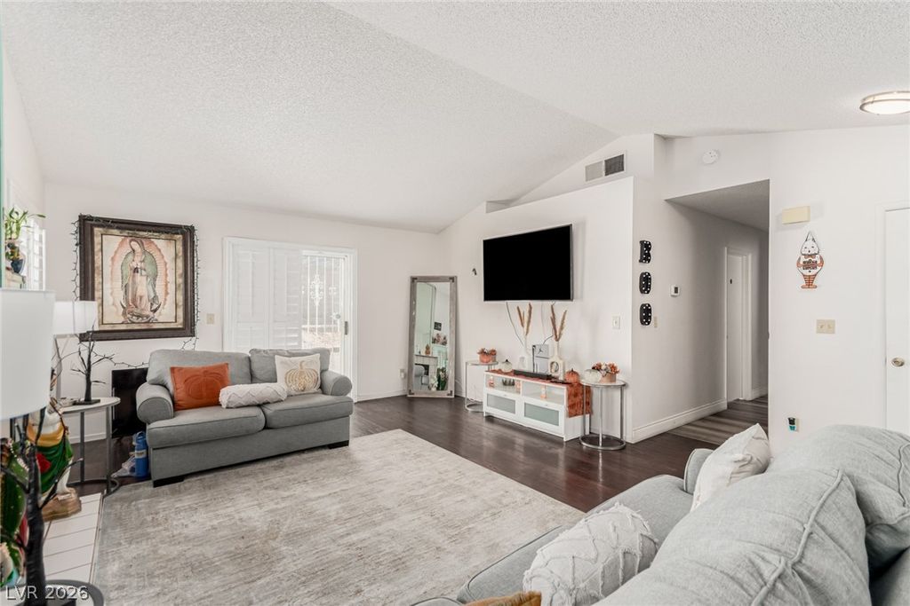 2236 Welsey Manor Drive, Las Vegas, NV 89156