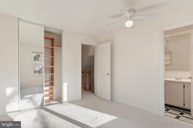 1454 N QUINN ST, Arlington, VA 22209