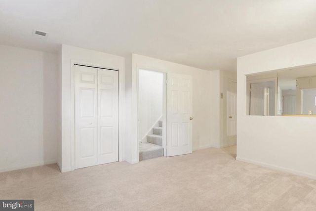 1454 N QUINN ST, Arlington, VA 22209
