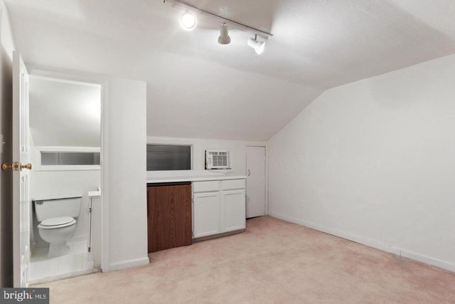 1454 N QUINN ST, Arlington, VA 22209