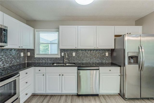 1665 Dunbarton Drive, Lithonia, GA 30058