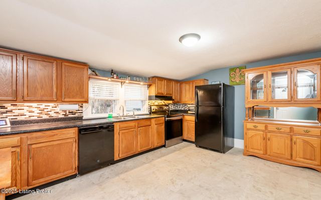 10101 Snively Ave, Jeffersontown, KY 40299