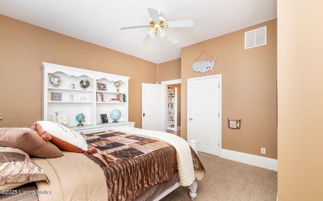 10101 Snively Ave, Jeffersontown, KY 40299