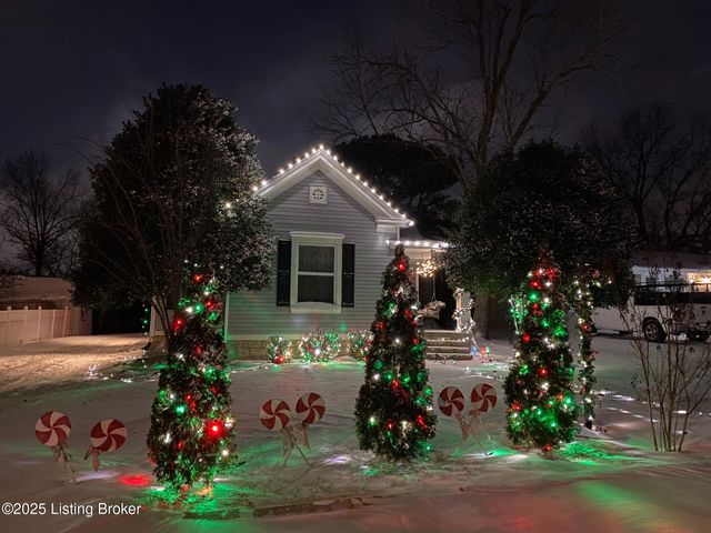 10101 Snively Ave, Jeffersontown, KY 40299