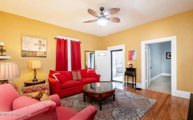 10101 Snively Ave, Jeffersontown, KY 40299