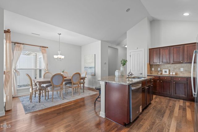 5224 Niagra Drive, Chapel Hill, NC 27517