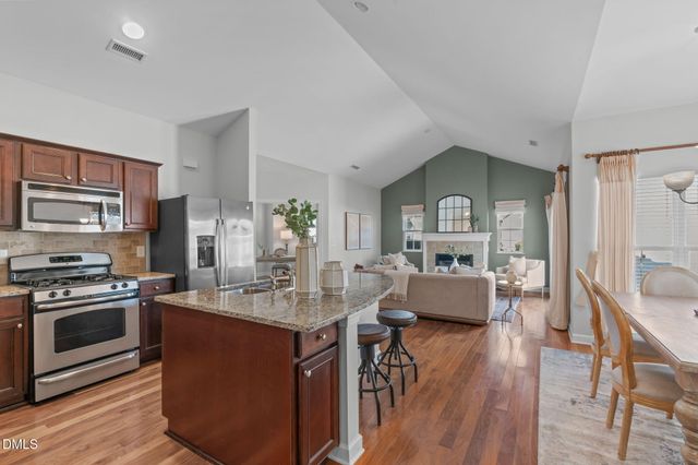 5224 Niagra Drive, Chapel Hill, NC 27517