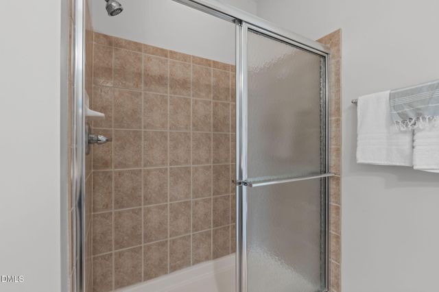 5224 Niagra Drive, Chapel Hill, NC 27517