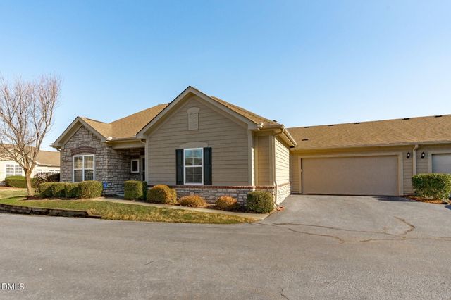 5224 Niagra Drive, Chapel Hill, NC 27517