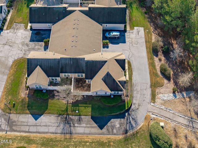 5224 Niagra Drive, Chapel Hill, NC 27517