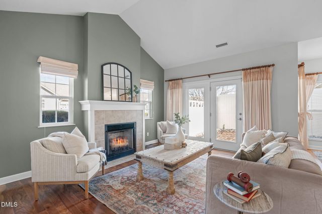 5224 Niagra Drive, Chapel Hill, NC 27517