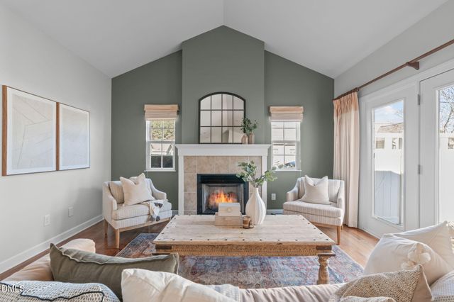 5224 Niagra Drive, Chapel Hill, NC 27517