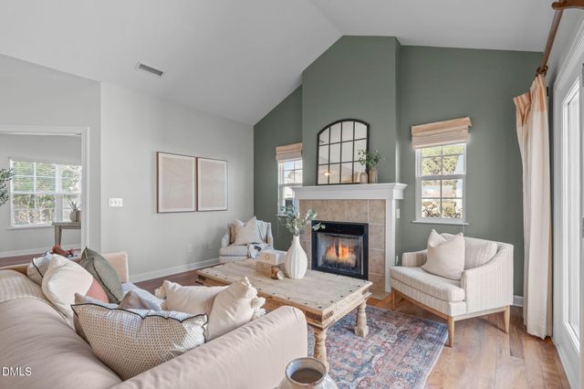 5224 Niagra Drive, Chapel Hill, NC 27517